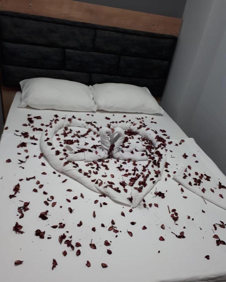 Esas Pansiyon Gemlik Exterior foto